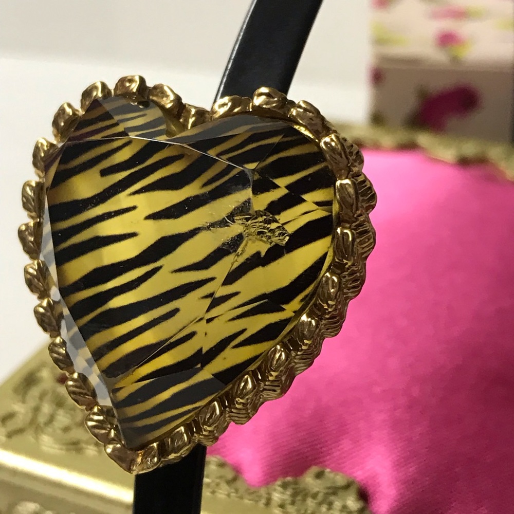 Zebra lucite heart Betsey Johnson headband rare - Picture 3 of 4